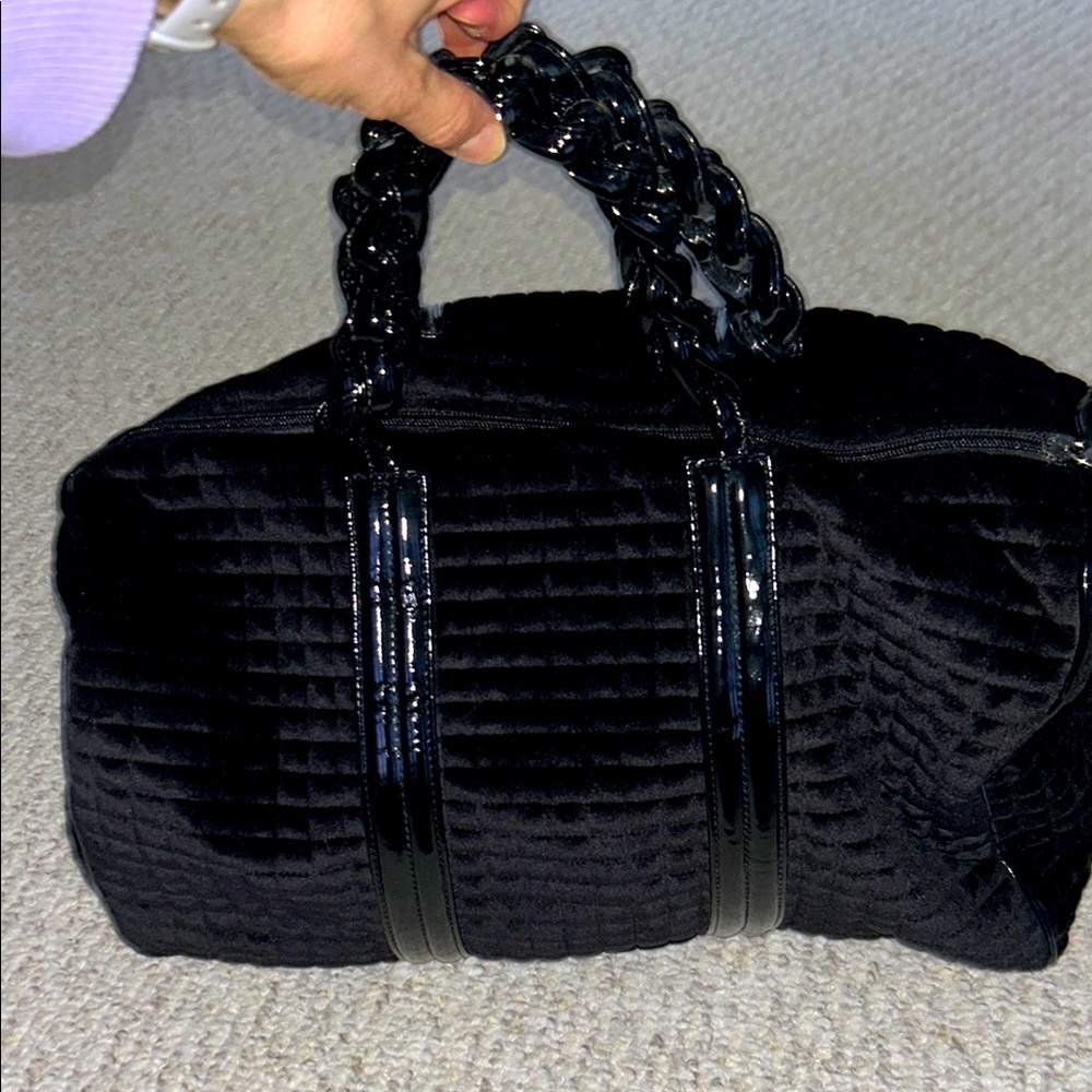 EUC RAYURE Paris Velvety Quilted Braided Handled Duffle Purse
